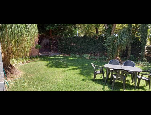3 BEDROOM HOUSE FOR SALE IN STEILTES